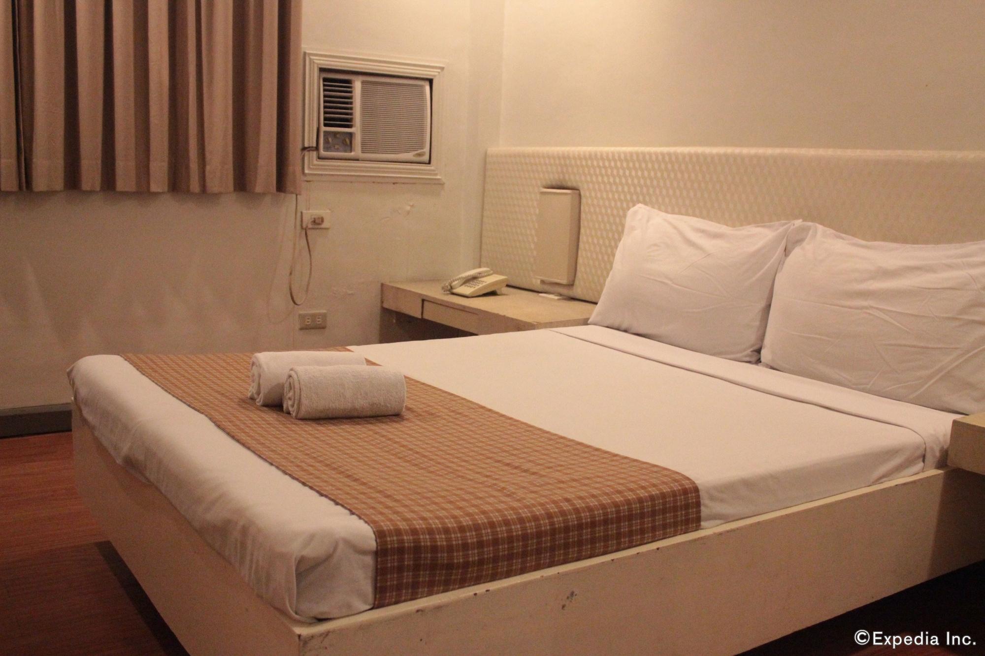 The Orange Place Hotel - San Juan San Juan  ภายนอก รูปภาพ