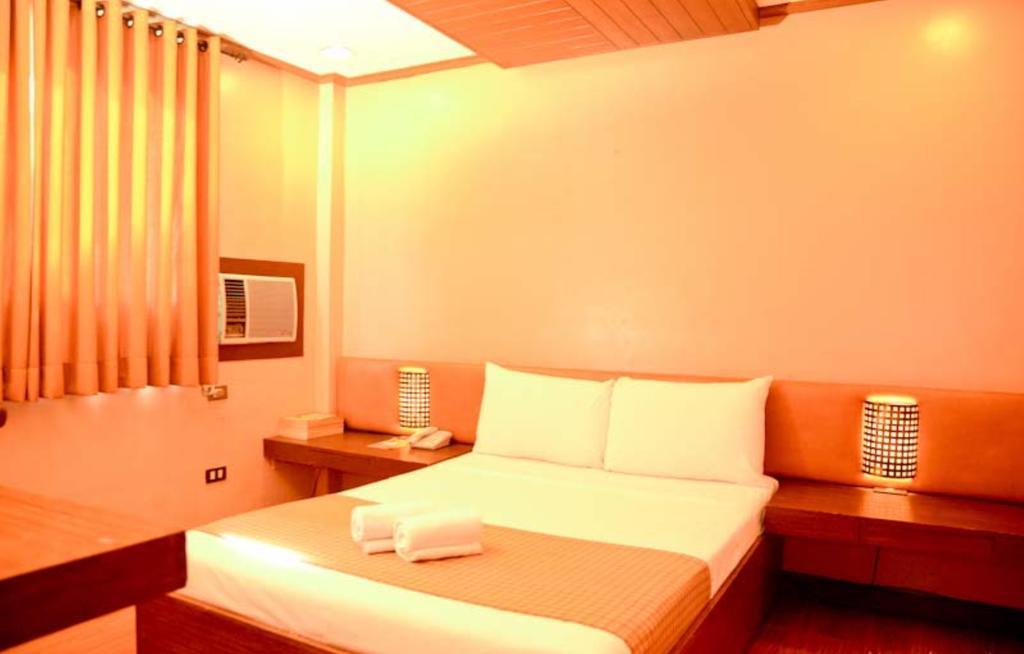 The Orange Place Hotel - San Juan San Juan  ห้อง รูปภาพ