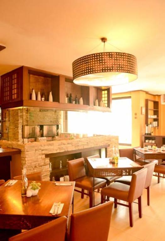 The Orange Place Hotel - San Juan San Juan  ภายนอก รูปภาพ